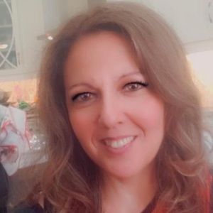 Meet your Posher, Nelia